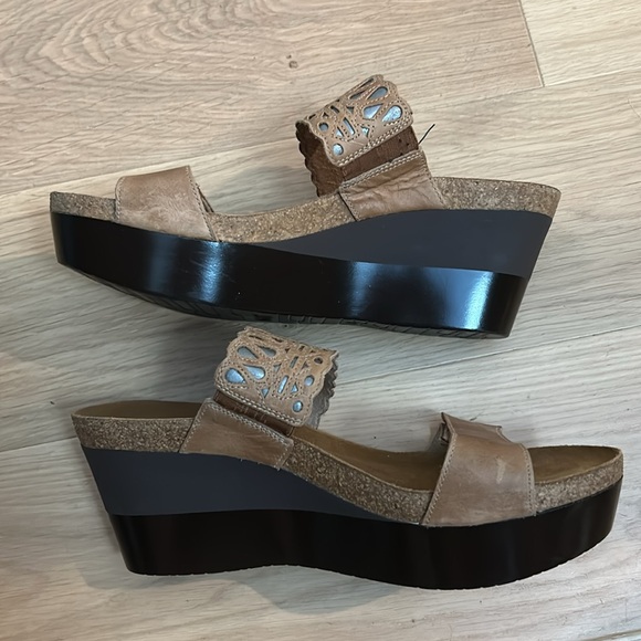 Naot Rise - Picture 4 of 4